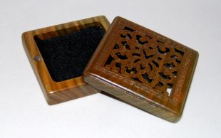  Green Sandalwood Square Burner with Magnet